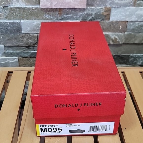 Donald J Pliner Fifi Women's Platform Sandal - Picture 8 of 13